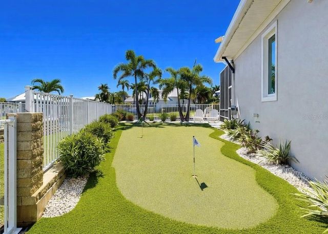 716 PINCKNEY DRIVE, Apollo Beach, FL 33572