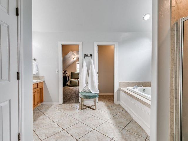 524 Celtic Court, Edmond, OK 73025