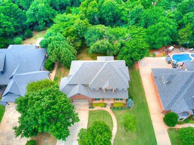 524 Celtic Court, Edmond, OK 73025