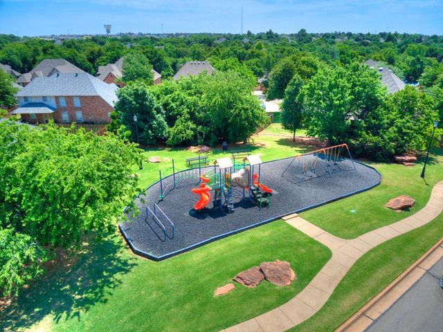 524 Celtic Court, Edmond, OK 73025