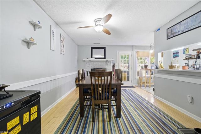 221 Mannings LN, Virginia Beach, VA 23462