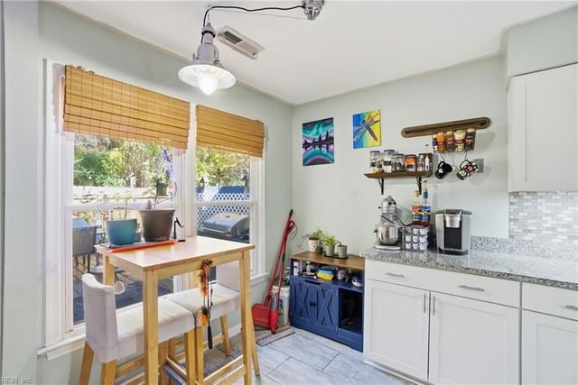 221 Mannings LN, Virginia Beach, VA 23462