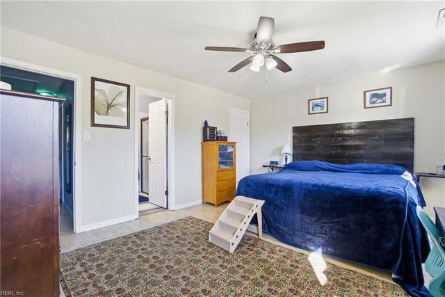 221 Mannings LN, Virginia Beach, VA 23462