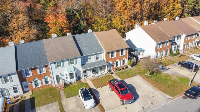 221 Mannings LN, Virginia Beach, VA 23462