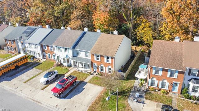 221 Mannings LN, Virginia Beach, VA 23462