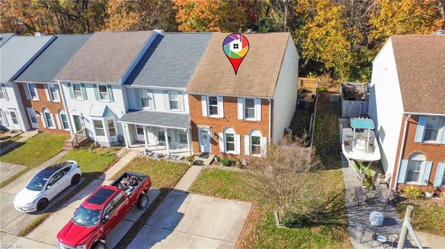 221 Mannings LN, Virginia Beach, VA 23462