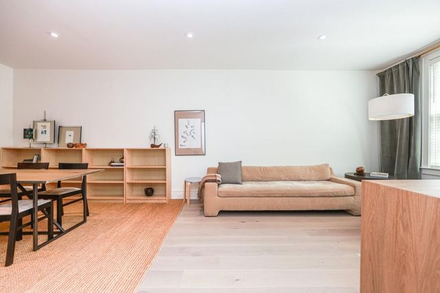 2840 Peachtree Road 407, Atlanta, GA 30305