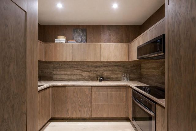 2840 Peachtree Road 407, Atlanta, GA 30305