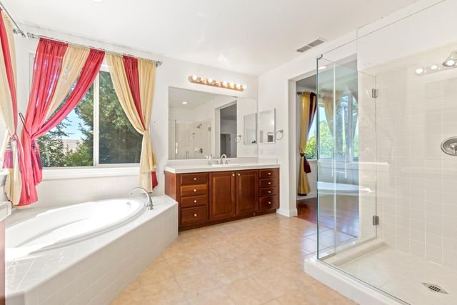 4204 Silver Water Way, Rancho Cordova, CA 95742