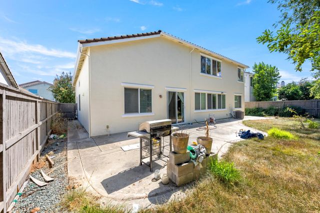 4204 Silver Water Way, Rancho Cordova, CA 95742