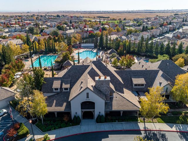 4204 Silver Water Way, Rancho Cordova, CA 95742