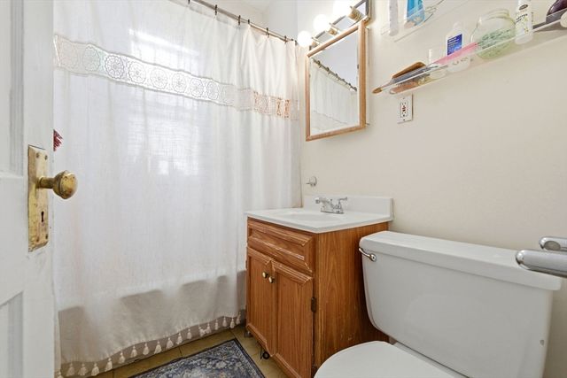 10 Melvin Ave 7, Boston, MA 02135