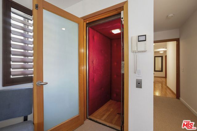 8781 Lookout Mountain Avenue, Los Angeles, CA 90046