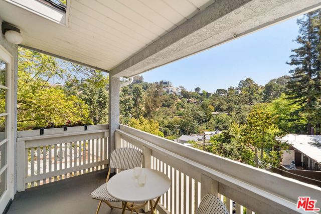8781 Lookout Mountain Avenue, Los Angeles, CA 90046