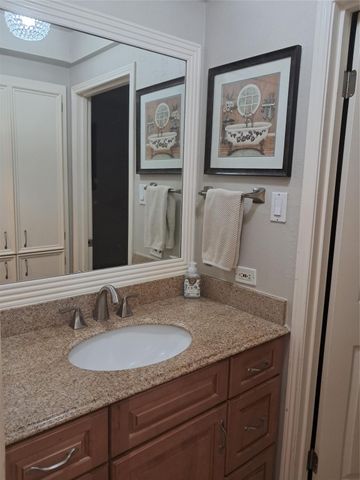 1419 Springrock Lane 7, Houston, TX 77055