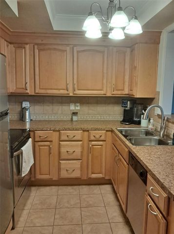 1419 Springrock Lane 7, Houston, TX 77055