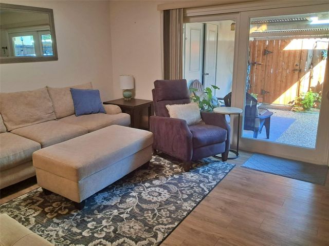 1419 Springrock Lane 7, Houston, TX 77055
