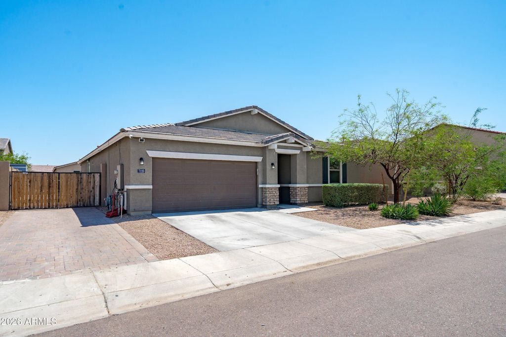 7123 S 34TH Lane, Phoenix, AZ 85041 — photo 4