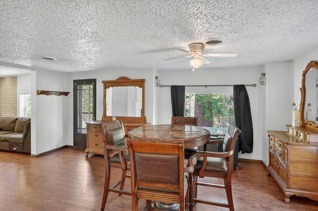56447 Twin Lakes Road, Cassopolis, MI 49031