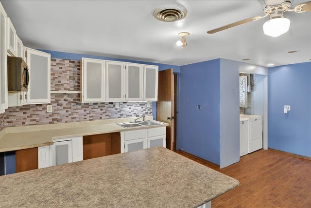 56447 Twin Lakes Road, Cassopolis, MI 49031