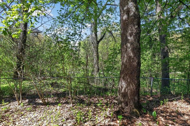 56447 Twin Lakes Road, Cassopolis, MI 49031