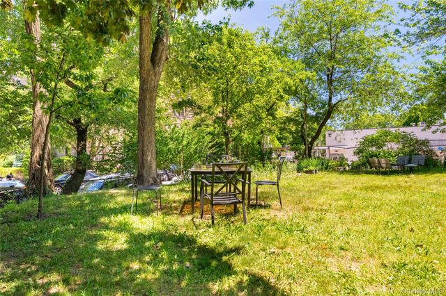 525 W 238th Street 1G, Bronx, NY 10463