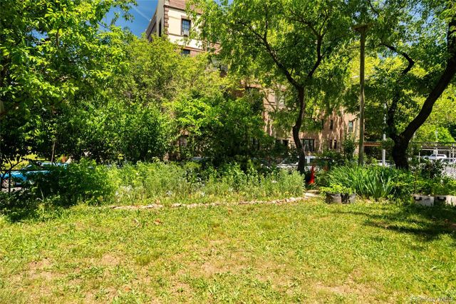 525 W 238th Street 1G, Bronx, NY 10463