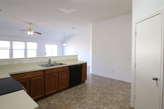 930 Silver Sage Drive, Wylie, TX 75098