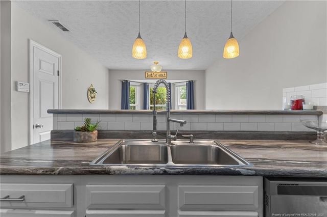 1600 Veanna Drive, Fayetteville, NC 28301