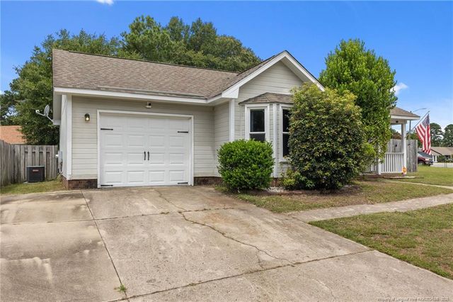 1600 Veanna Drive, Fayetteville, NC 28301