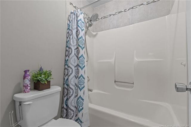 1600 Veanna Drive, Fayetteville, NC 28301