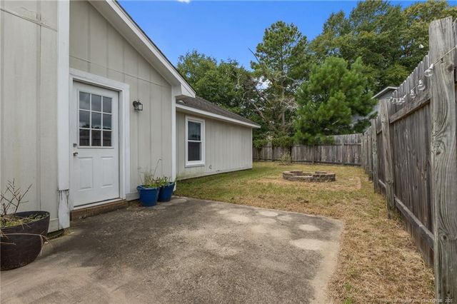 1600 Veanna Drive, Fayetteville, NC 28301