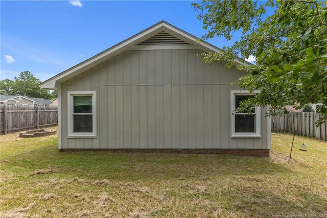 1600 Veanna Drive, Fayetteville, NC 28301