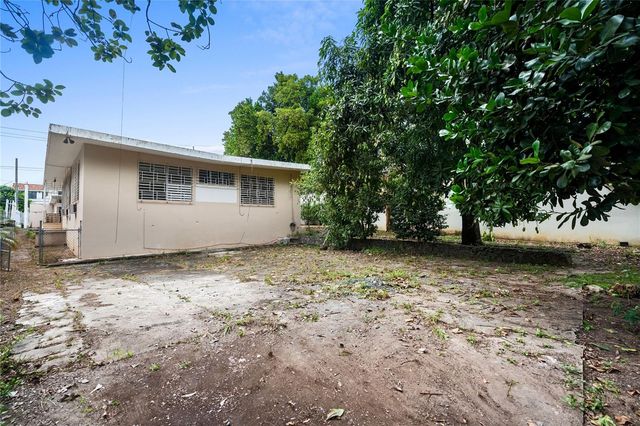 465 AVENIDA SAGRADO CORAZON, San Juan, PR 00915