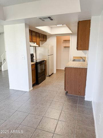 4828 W RANCHO Drive, Glendale, AZ 85301