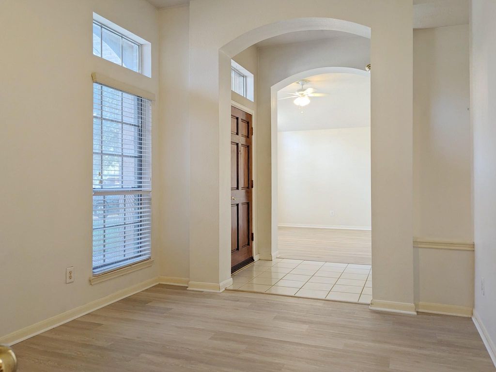 2810 Foxden Drive, Pearland, TX 77584