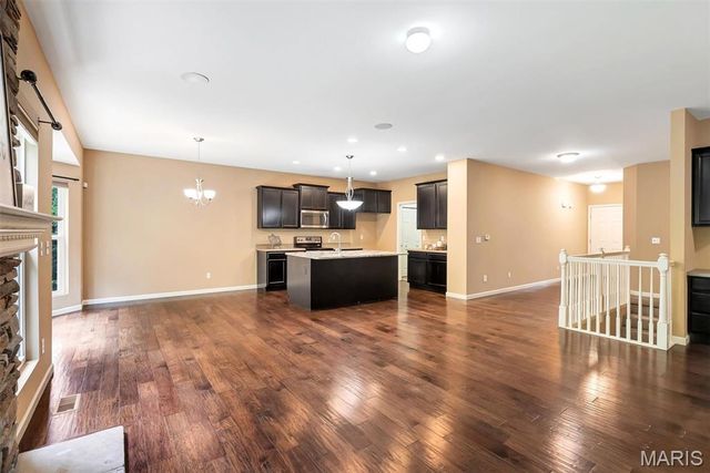 125 San Marino Parkway, Fenton, MO 63026