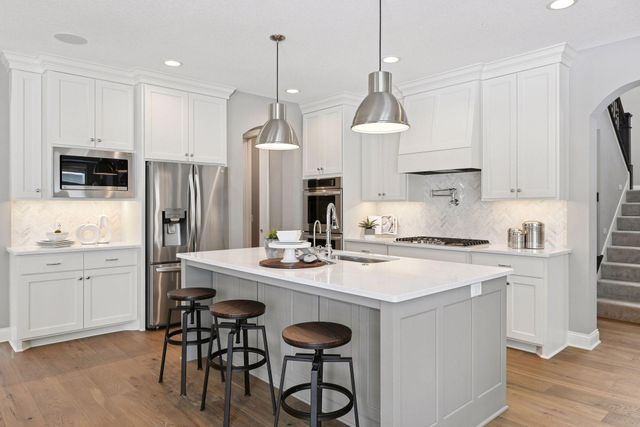 4233 Halstead Bay Alcove, Minnetrista, MN 55331