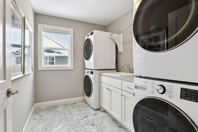 4233 Halstead Bay Alcove, Minnetrista, MN 55331