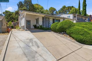 210 Vista Way, Martinez, CA 94553