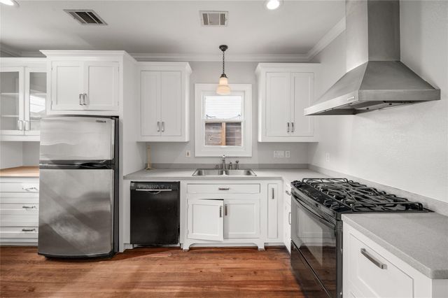 334 E 24th Street, Houston, TX 77008