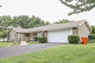 4106 South Tallyrand Avenue, Rogersville, MO 65742