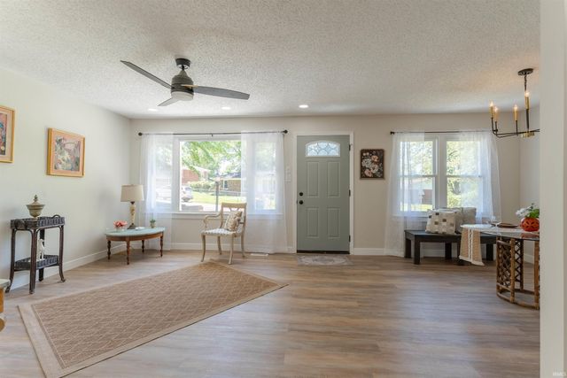 4113 W Columbia Street, Evansville, IN 47720