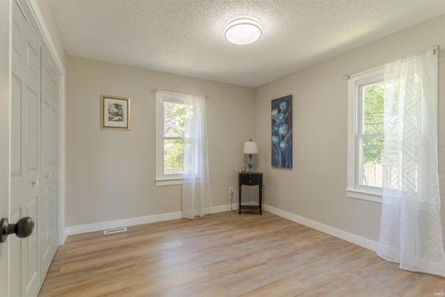 4113 W Columbia Street, Evansville, IN 47720