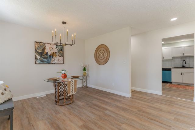 4113 W Columbia Street, Evansville, IN 47720