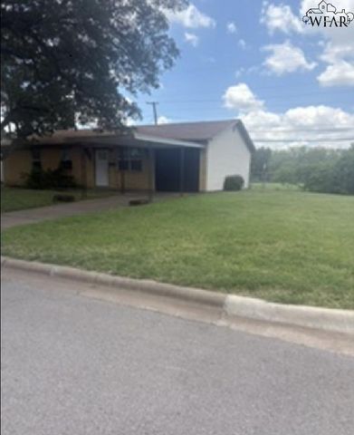 4800 BONNY DRIVE, Wichita Falls, TX 76302