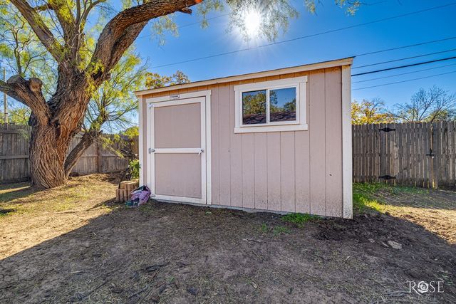 817 State Court Dr, San Angelo, TX 76905