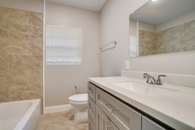 3402 Lawnview Avenue, Dallas, TX 75227