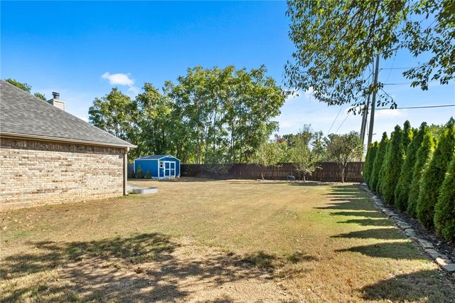 300 Old Forge Drive, Bentonville, AR 72712