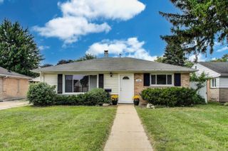 1080 S 6TH Avenue, Des Plaines, IL 60016